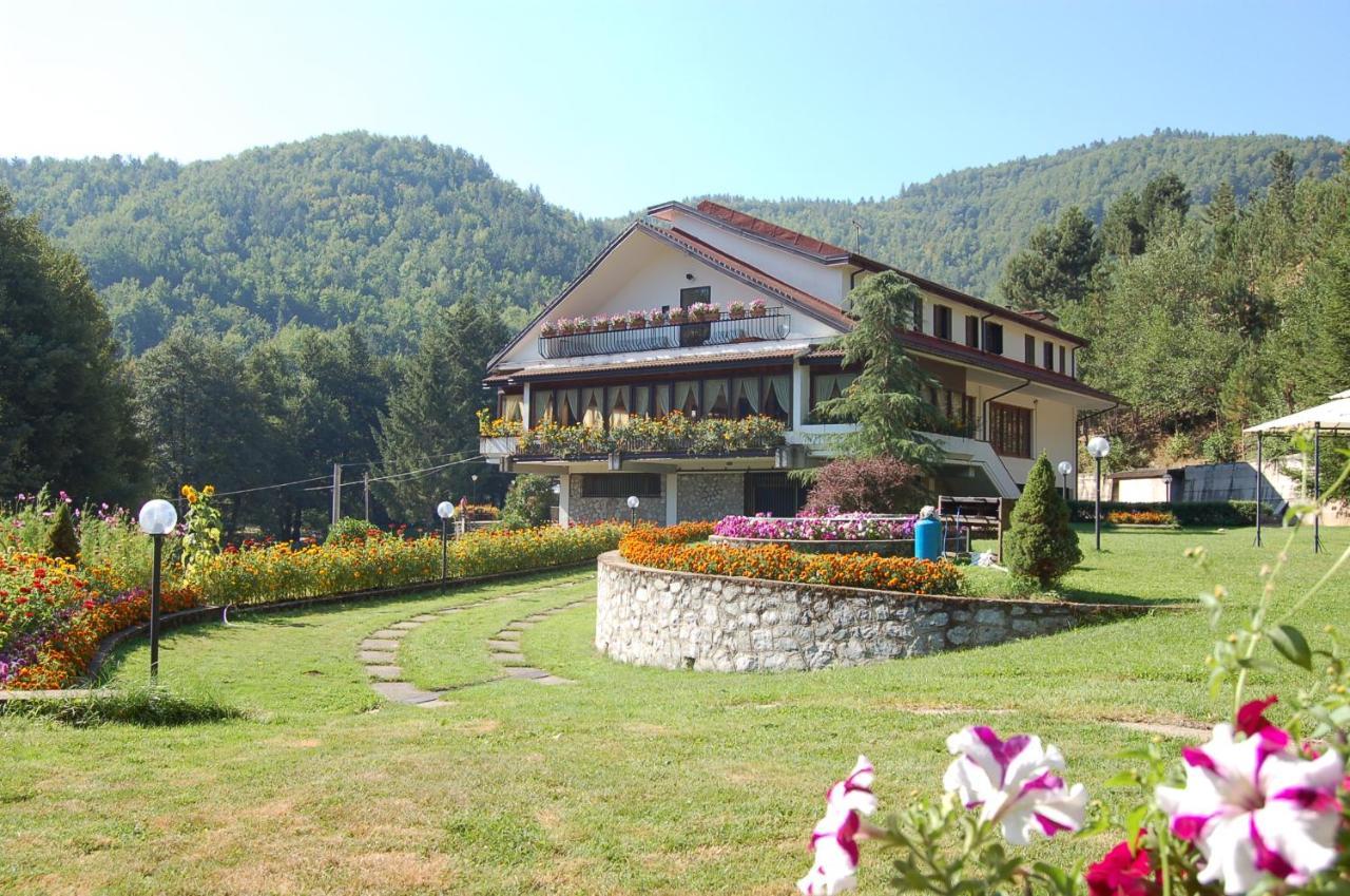Hotel Lo Sciatore Cotronei Exteriér fotografie