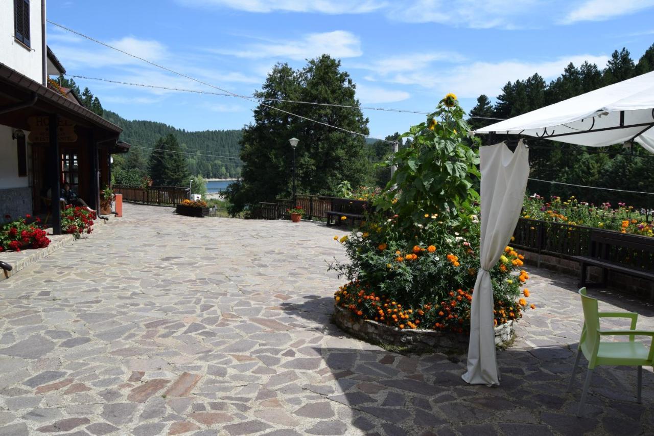 Hotel Lo Sciatore Cotronei Exteriér fotografie