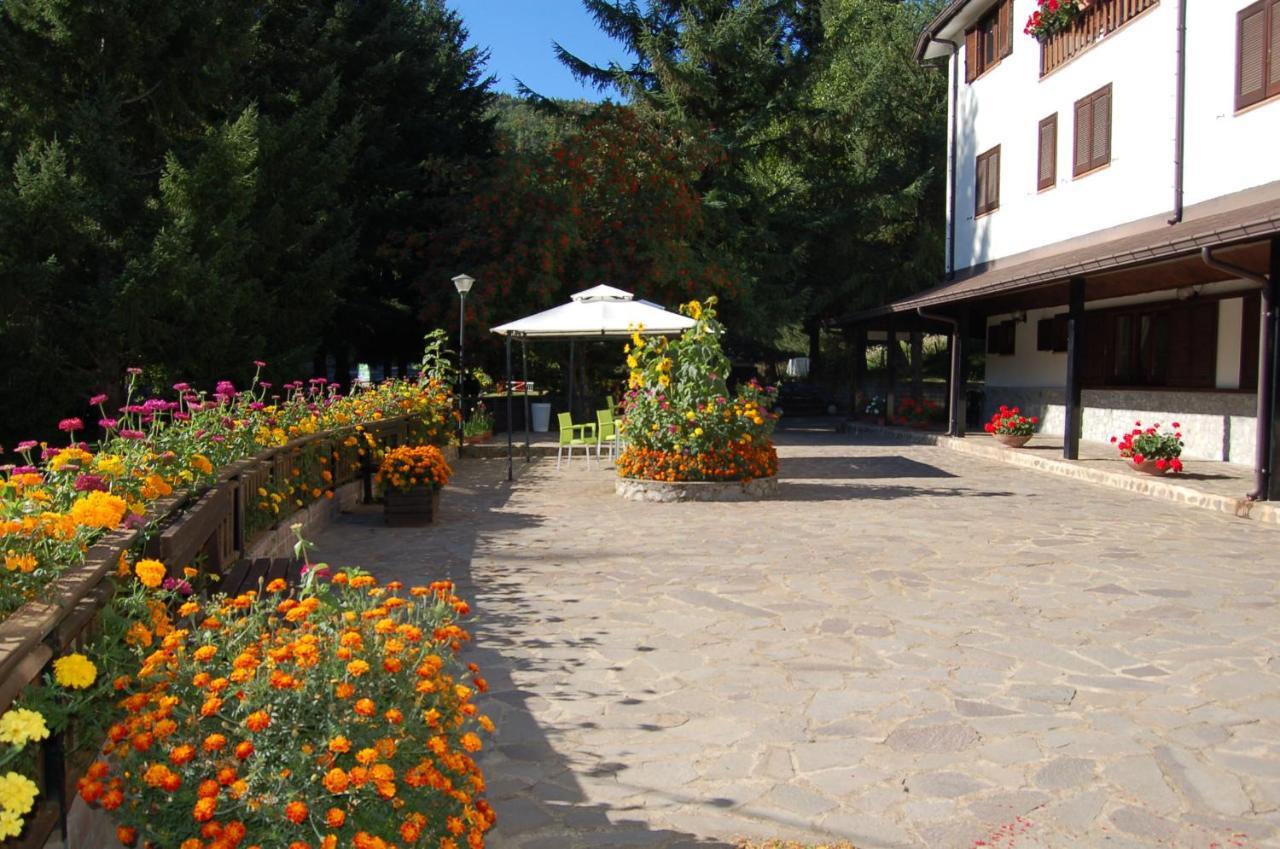 Hotel Lo Sciatore Cotronei Exteriér fotografie